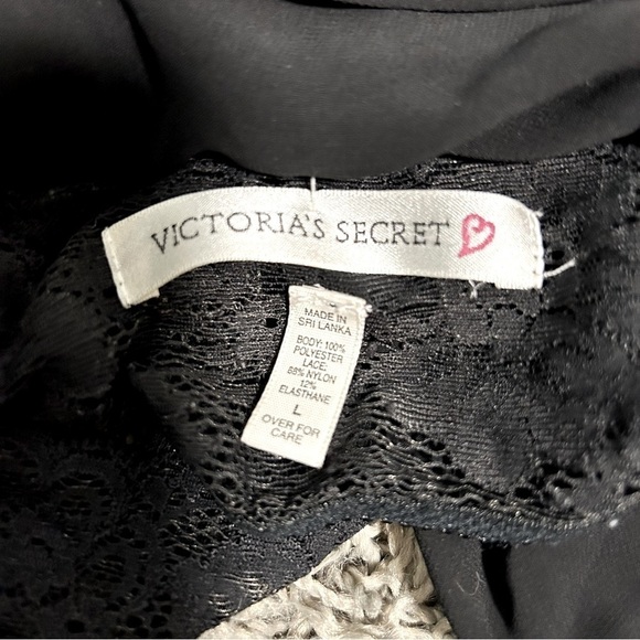 Vintage Victoria’s Secret Babydoll - Picture 5 of 5